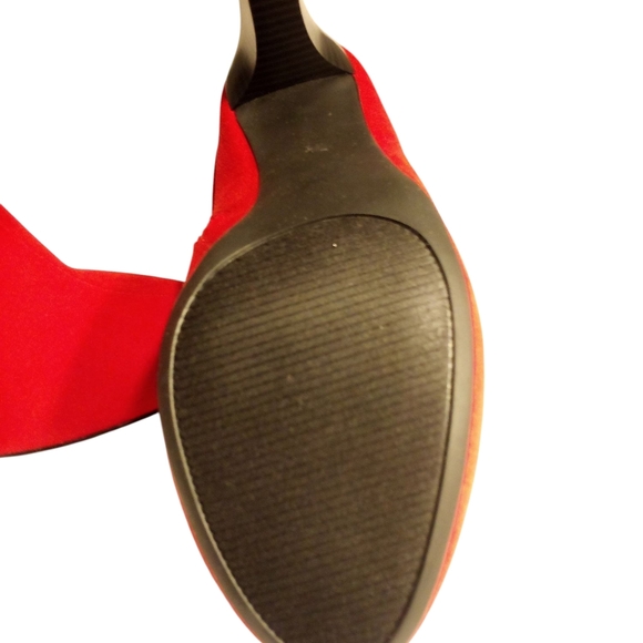 Aubrey Lynn Red Or Black Suede Booties, New In Box, 3" Block Heel, Zipper/Buckle - Picture 15 of 15